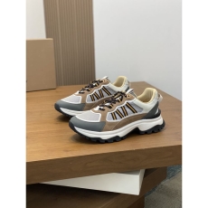 Burberry Low Shoes